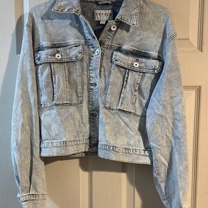 rave Denim Jacket - Light Blue
Bought @ Macys